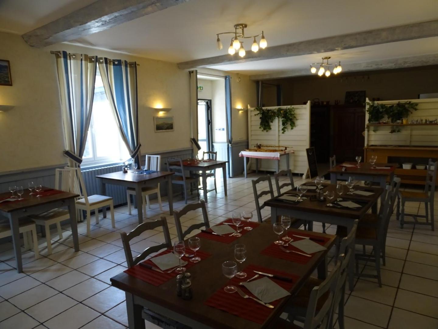 Tardets-Sorholus Hotel De La Poste מראה חיצוני תמונה