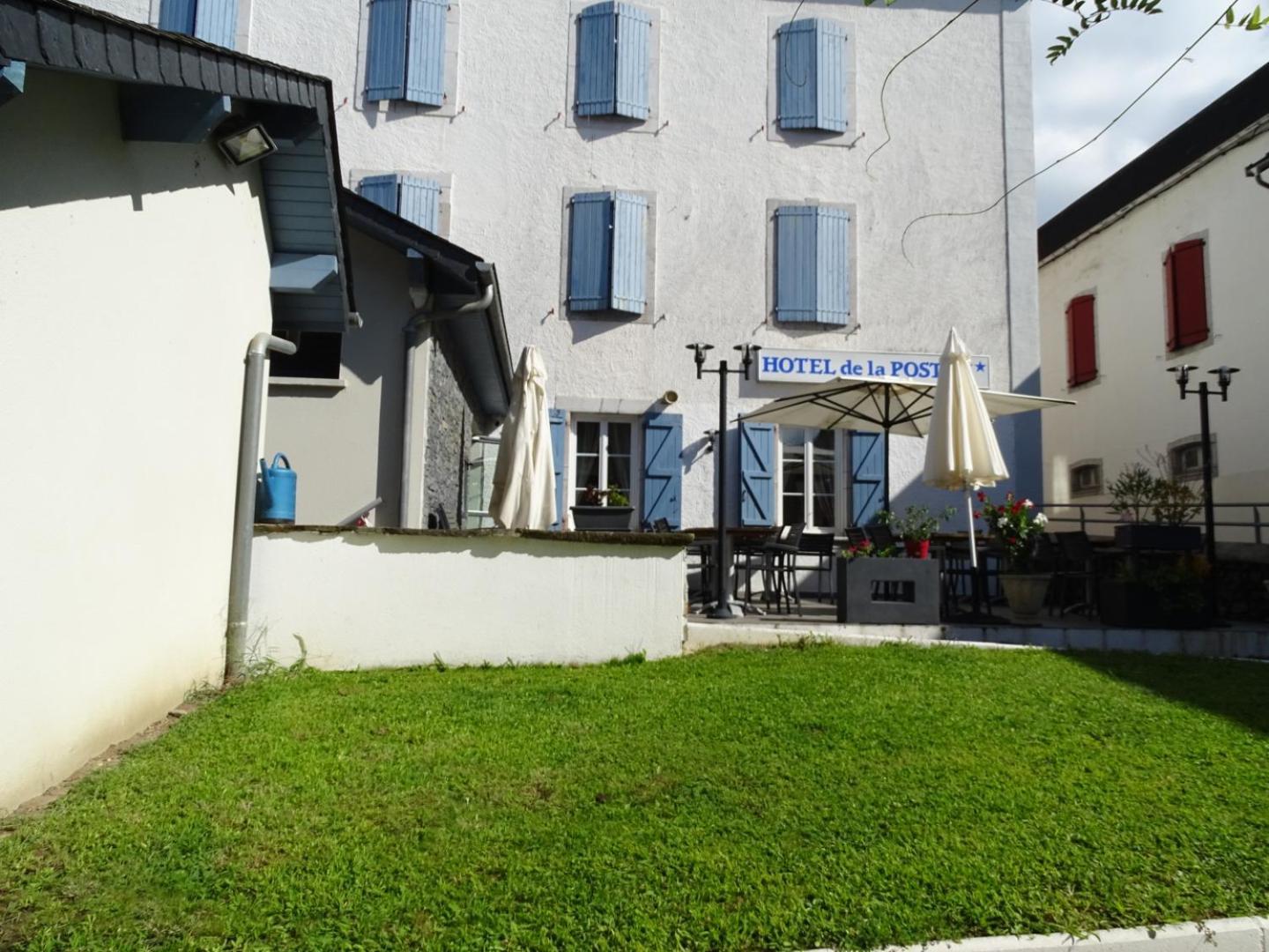 Tardets-Sorholus Hotel De La Poste מראה חיצוני תמונה