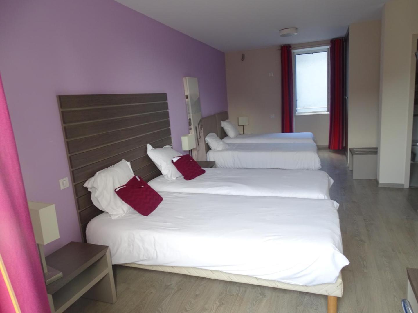 Tardets-Sorholus Hotel De La Poste מראה חיצוני תמונה