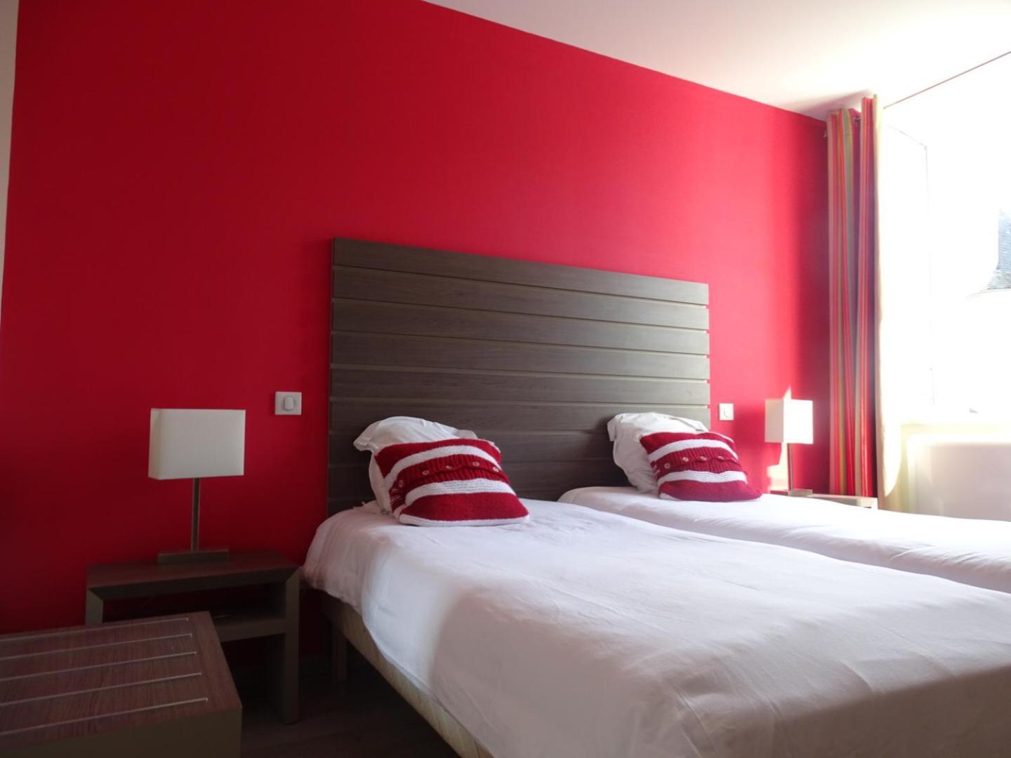 Tardets-Sorholus Hotel De La Poste מראה חיצוני תמונה