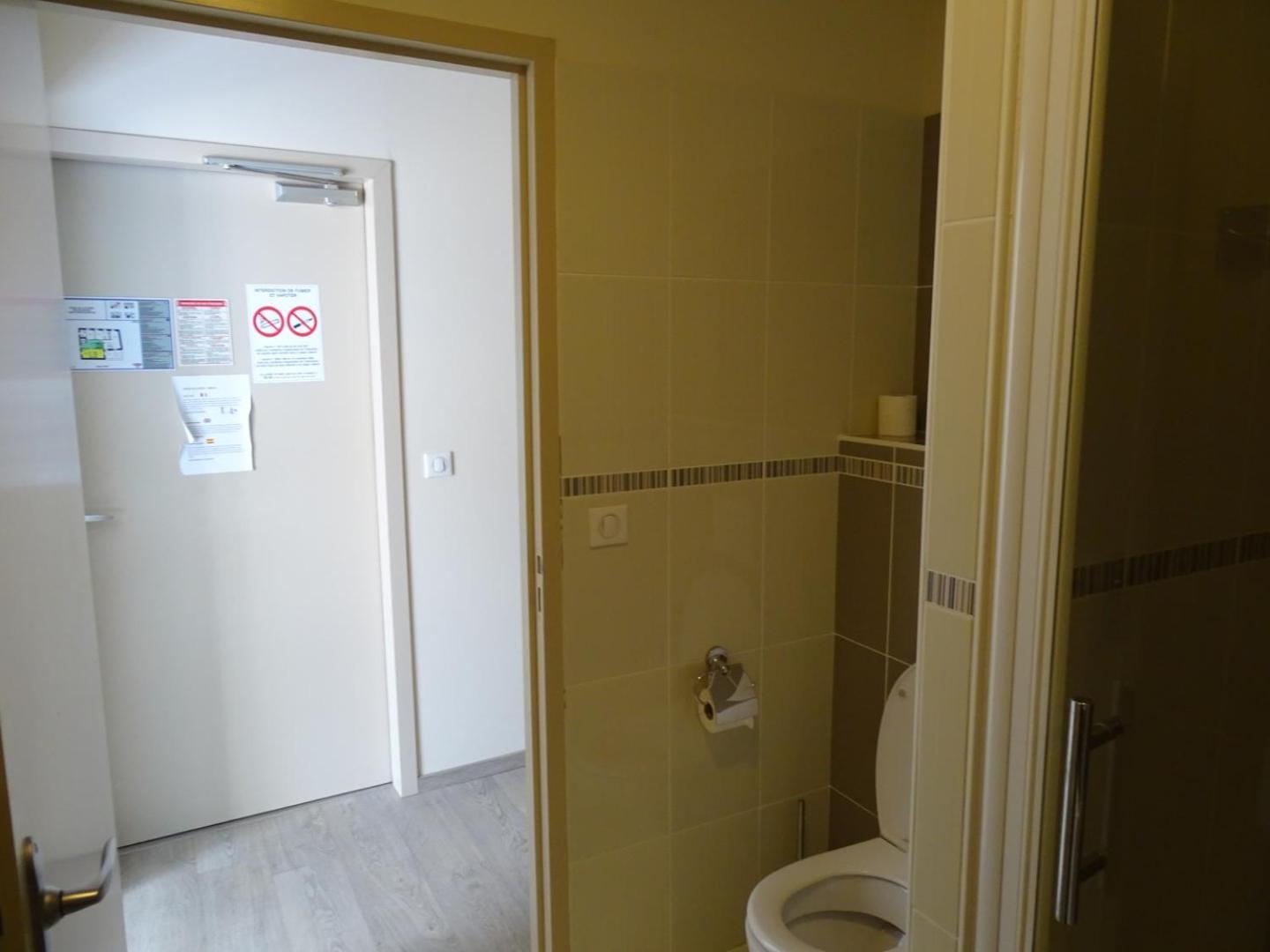 Tardets-Sorholus Hotel De La Poste מראה חיצוני תמונה